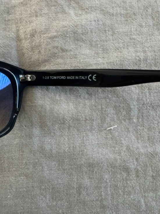 Tom Ford Lauren Sunglasses - Black main image 8